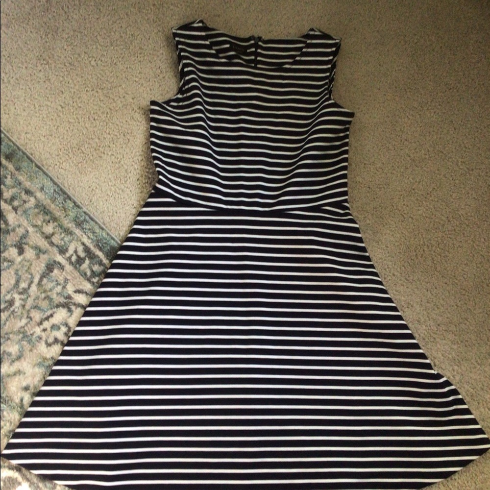 Talbots Fit n Flare midi Medium Navy